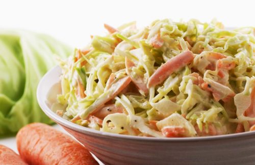 Cách làm salad bắp cải cà rốt cho người ăn chay