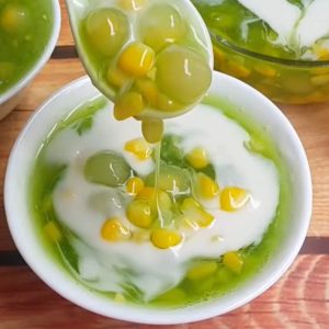 Chè bắp lá dứa dẻo thơm hấp dẫn